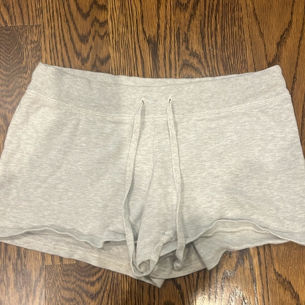 cute brandy melville grey shorts